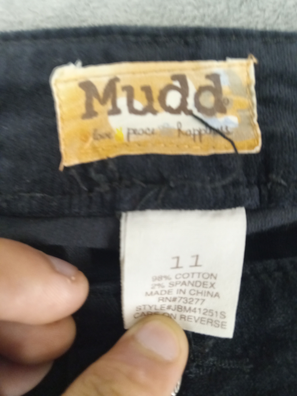 Mudd Women's Black Corduroy Straihgt Jeans Size 11 - Picture 2 of 11